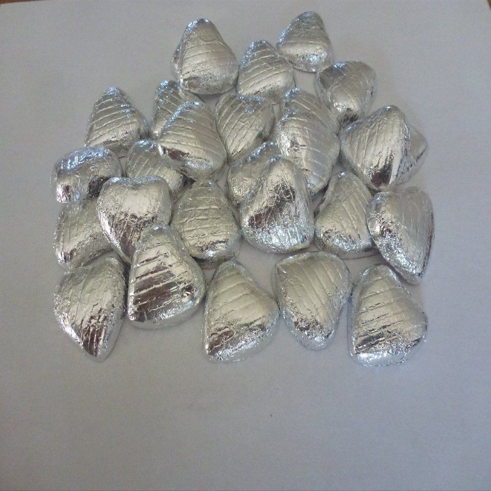 SILVER FOIL CHOCOLATE LOVE HEARTS WEDDING FAVOURS X80