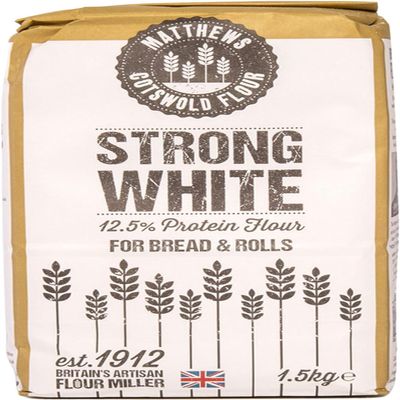 Matthews Cotswold Strong White Flour - 1.5kg Bag (Single Bag)