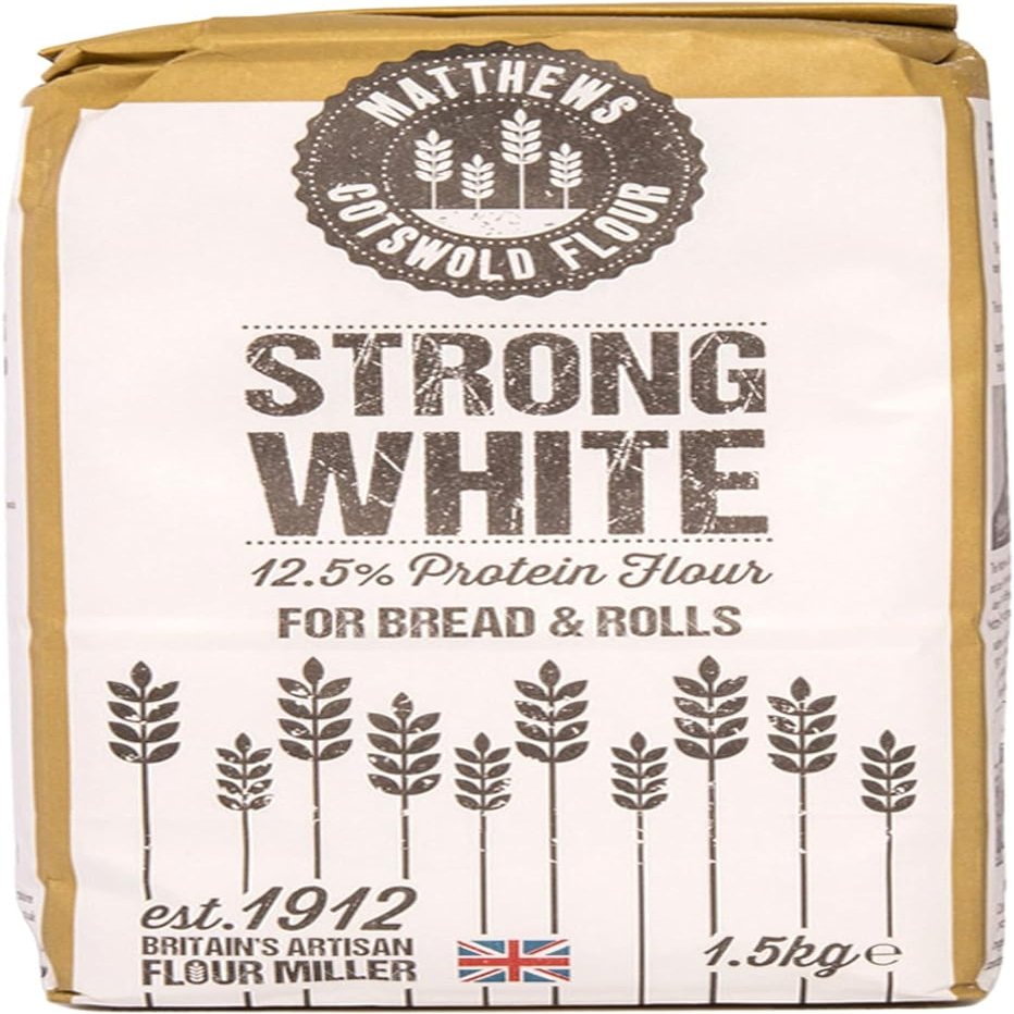 Matthews Cotswold Strong White Flour - 1.5kg Bag (Single Bag)