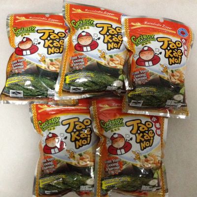 Tao Kae Noi Japanese Crispy Seaweed, Tomyum Goong (0.7 X 5 Packs)