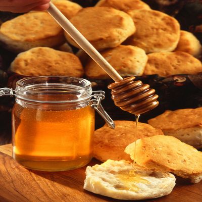 Deluxe Honey and Scones Hamper - Perfect Gift