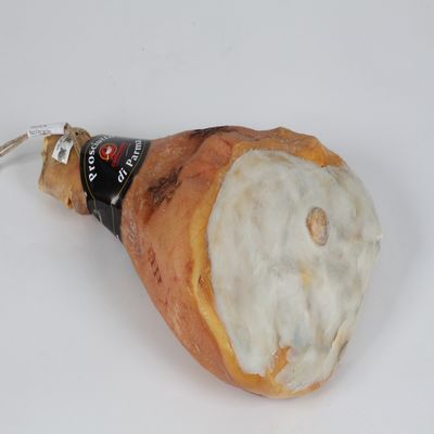 CANTALUPPI - Parma Ham With Bone (10 kg. Approx) - Italian artisan product