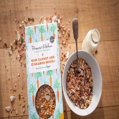 Primrose's Kitchen Raw Carrot Apple and Cinnamon Muesli, 300g