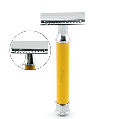 3 Piece Men's Shaving De Safety Razor In Yellow Colour. Perfect For Deep Clean Shave. Comes In a Leather Zipper Pouch/Bag To Keep The Razor Safe.