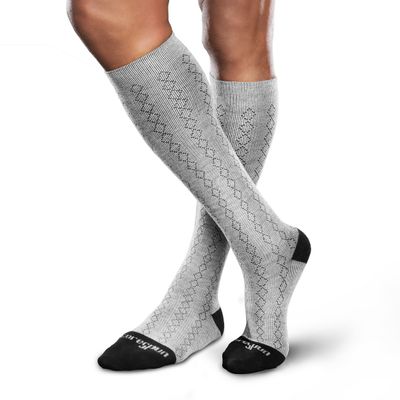 Core Spun Patterned Support Socks 15-20 mmHg Flight Socks
