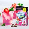 Wyler's Light Strawberry Punch with Caffeine Drink Mix 17.4 g view 2