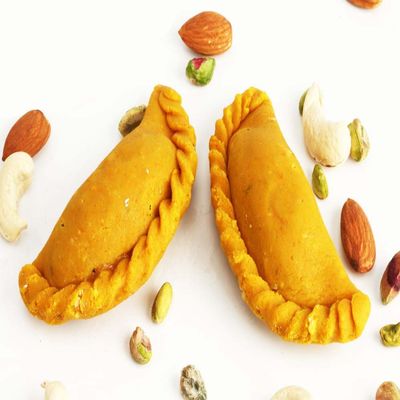 Ghasitaram Gifts Holi Sweets, Holi Gifts, Holi Hamper Kaju Kesar Gujiya 400 GMS