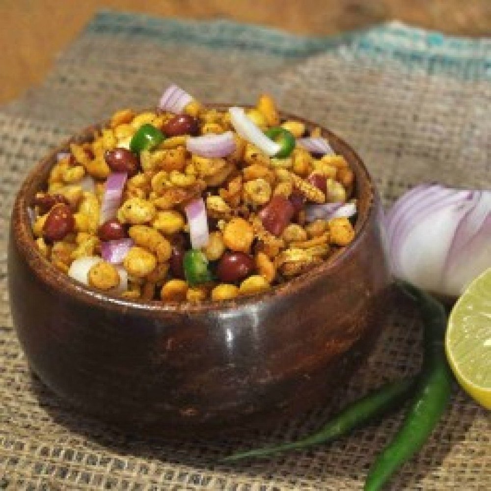 Fakira (Jamshedpur) Spicy Chanachur Indian Savory Snack Mix - 250 gm