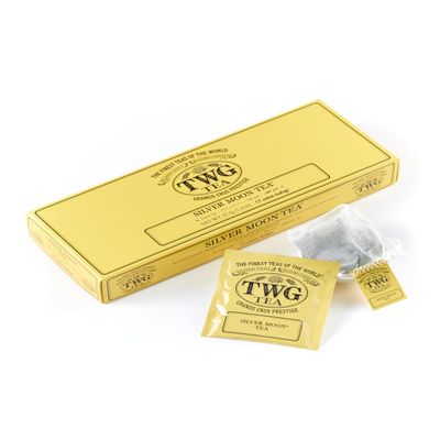TWG Tea | Silver Moon Tea | GreenTea | Grand Berry & Vanilla | 15 Hand Sewn Cotton Teabags | Gift Set