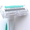 Wilkinson Sword Extra 2 Sensitive Razors x5 - Green, Classic Plastic Cartridge Razor for Men with Sensitive Skin view 4