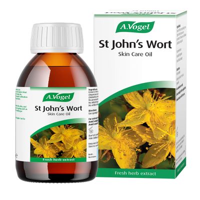 A.Vogel St. Johns Wort Skin Care Oil | Soothe & Protect Dry Skin | Extract of Freshly Harvested, Organically Grown St. Johns Wort | Suitable for All Skin Types | 100ml