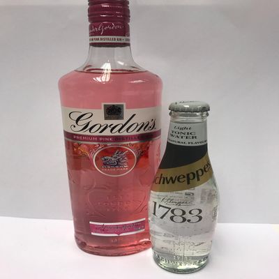 Gordon's Pink Gin 70cl & Schweppes Light Tonic Water 200ml