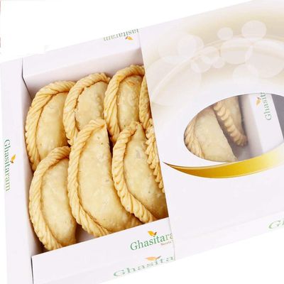 Ghasitaram Gifts Dry Sweet Gujiya 600 gms