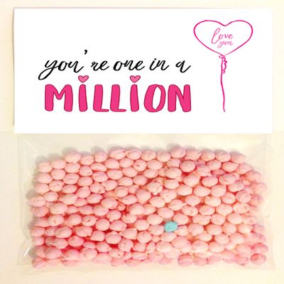 Gadget and Gift Zone Mum You're One in a Million Novelty Sweets for Mummy Mama Mother Mamon Stepmum Nana Grandma Auntie (Pink NO NAME)