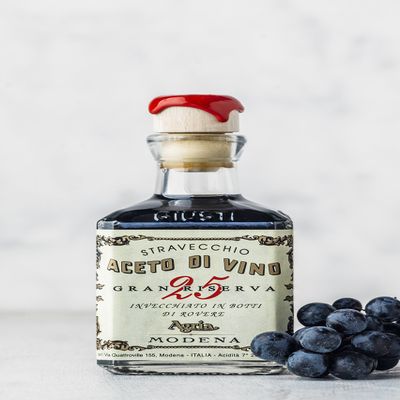 Acetaia Giuseppe Giusti - Saba and Wine Vinegar - Wine Vinegar "Gran Riserva" - Cubica 250 ml - Box with 6 Bottles