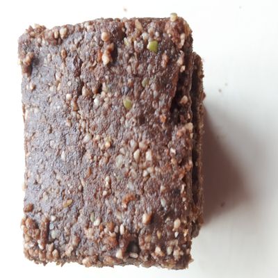Ginger seedy brownie 6 of 30g