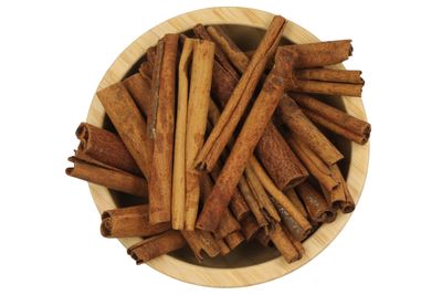 Cinnamon Sticks Cassia Quills 8cm - Cinnamomum Cassia (100g)