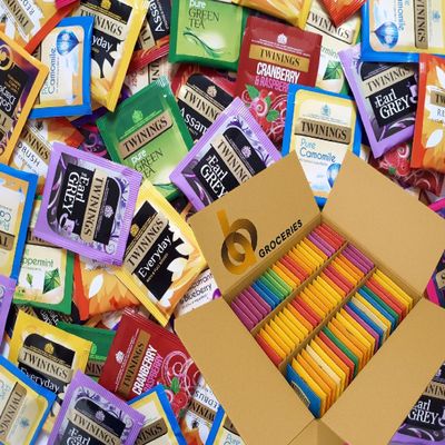 Twinings Tea Bags Individually Enveloped Tagged Classic and Flavoured Selections (100 Tea envelopes)