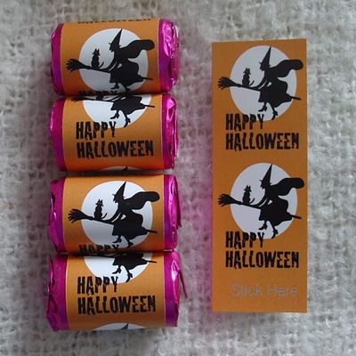 50 Wicked Witch Happy Halloween MINI Love Hearts Sweets - Orange