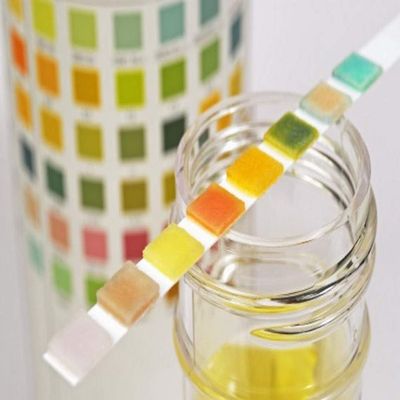 25 x 10 Parameter Professional GP Urinalysis Multisticks Urine Strip Stick - pH, Glucose, Ketone, Liver, Kidney & Urine Infection