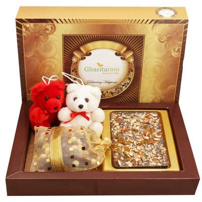 Ghasitaram Gifts Valentines Gift Valentines Day Chocolates for Girlfriend/Boyfriend/Husband and Wife Valentines Chocolate Hamper Dark Dryfruit Chocolate Bark Big with Teddies and Nutties