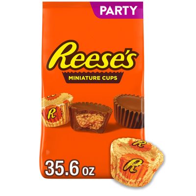 REESE'S Miniatures Milk Chocolate Peanut Butter Cups, Candy Party Pack, Halloween Candy, 35.6 oz