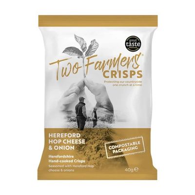 6 xTwo Farmers Hereford Hop Cheese & Onion Crisps 40g