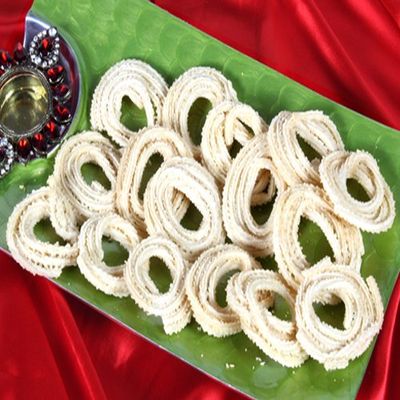 Ghasitaram Gifts Butter Chakli 200 GMS |Diwali,Holi,Rakhi,Valentine,Christmas,Birthday,Anniversary,Gift for Her,Him,Mothers Day,Fathers Day|