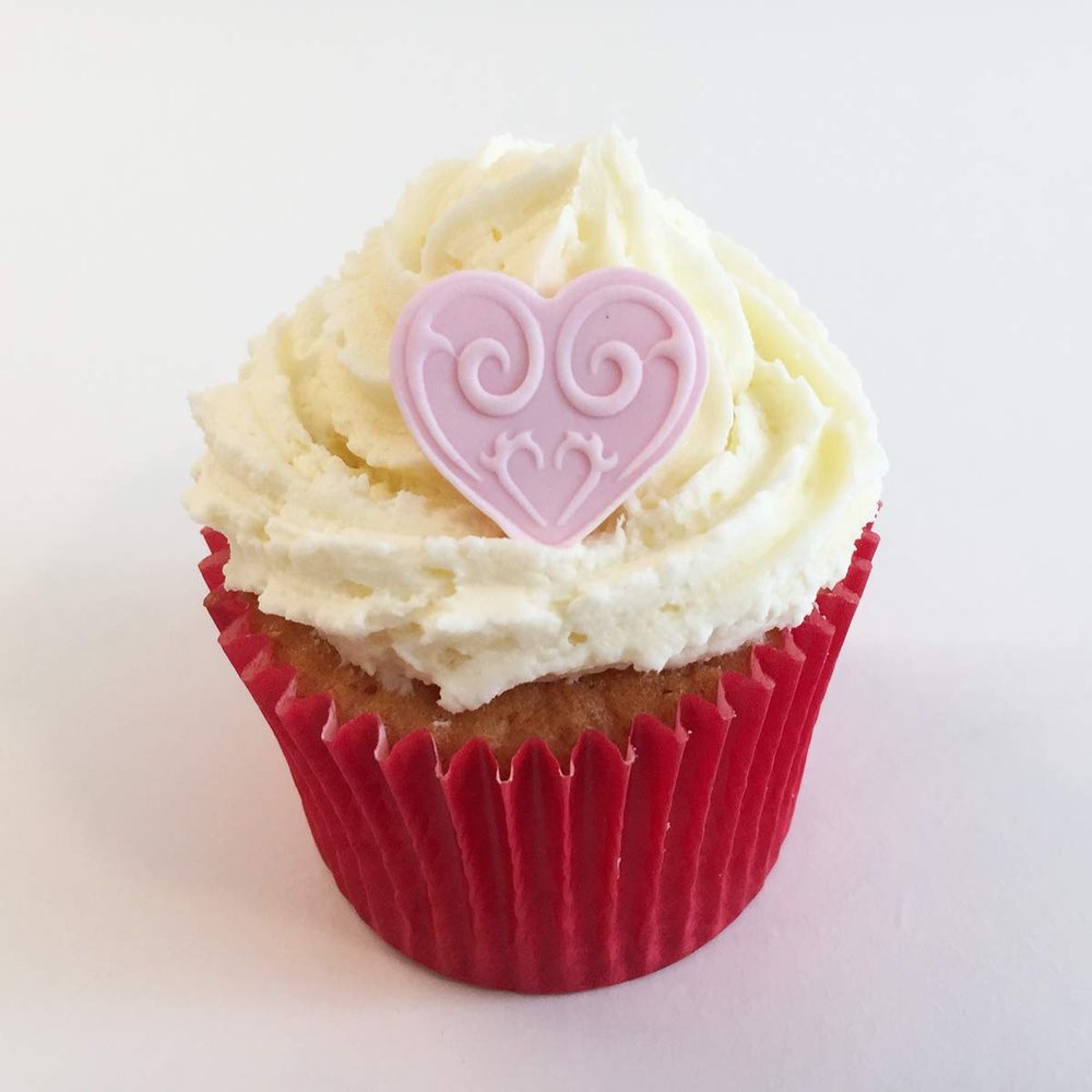 12 Small Baby Pink Sugar 2.8cm x 2.5cm Pretty Heart Cake Toppers- Edible, Unique and Made with Love in The UK!