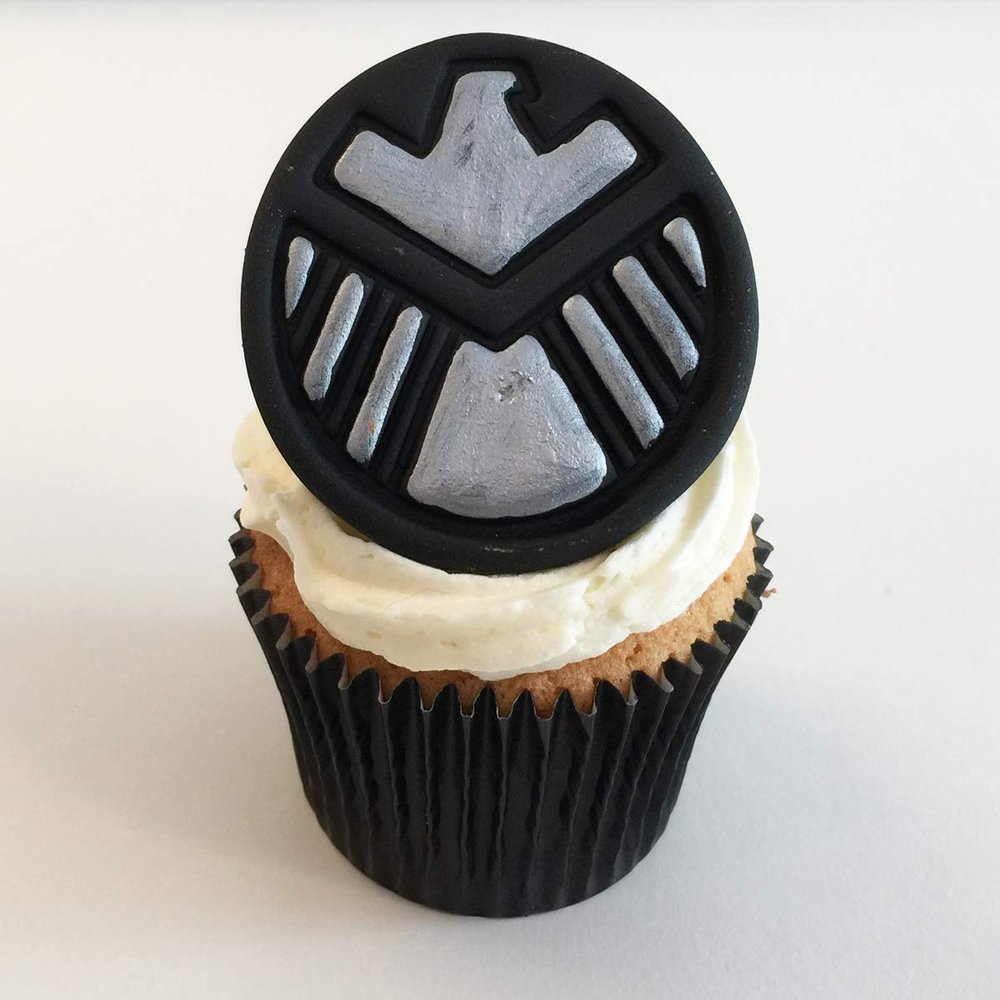 12 Sugar Marvel Shield 6cm x 6cm Cake Toppers- Edible, Unique & Made with Love & Imagination in The UK!