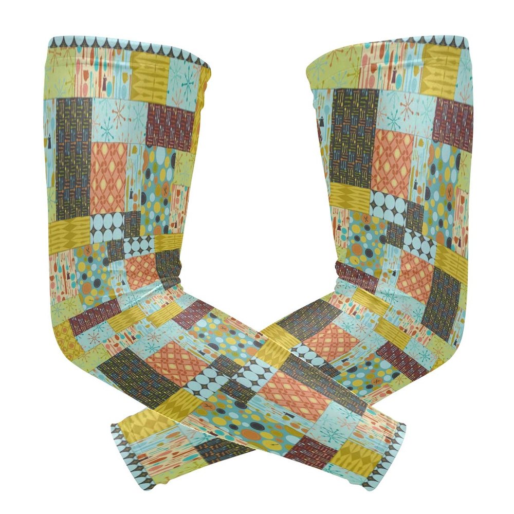 MONTOJ Green Cube Quit Pattern Sun Guard Sleeves Cover Up Arm Cooling Sleeve