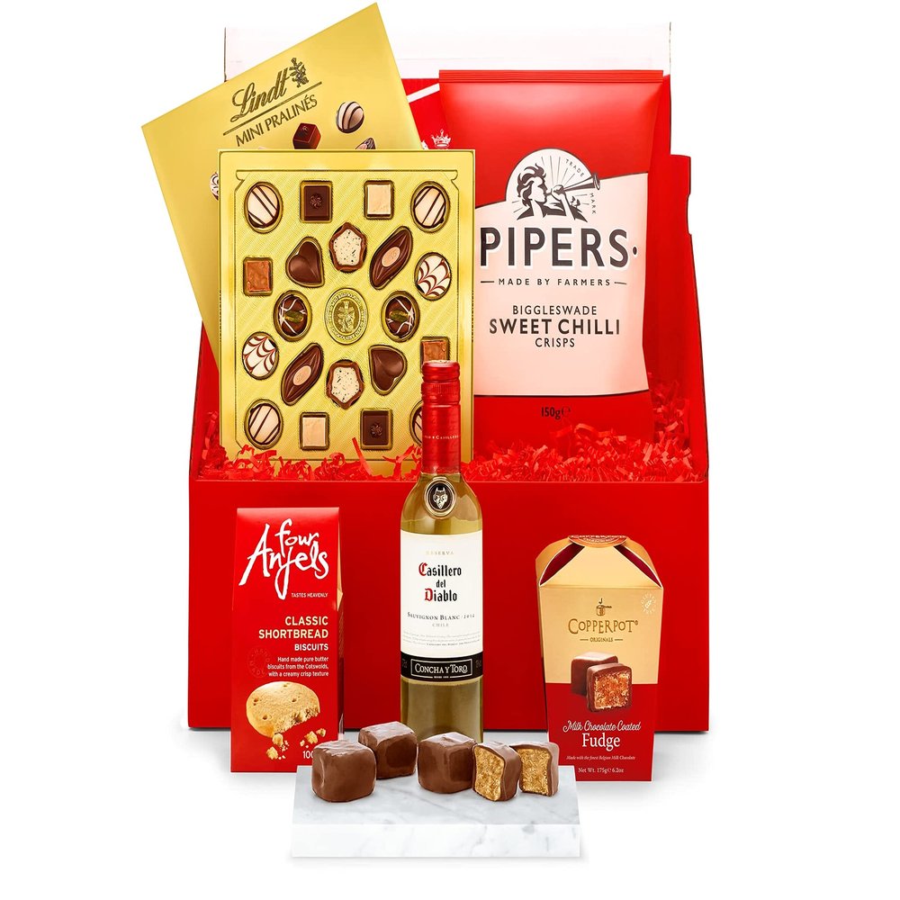 Belvoir White Wine Hamper - Food & Wine Gift Set with Chardonnay, Sweet Chilli Crisps, Cotswold Shortbread, Mini Pralines - Luxury Gift Baskets for Him & Her, from Regency Hampers