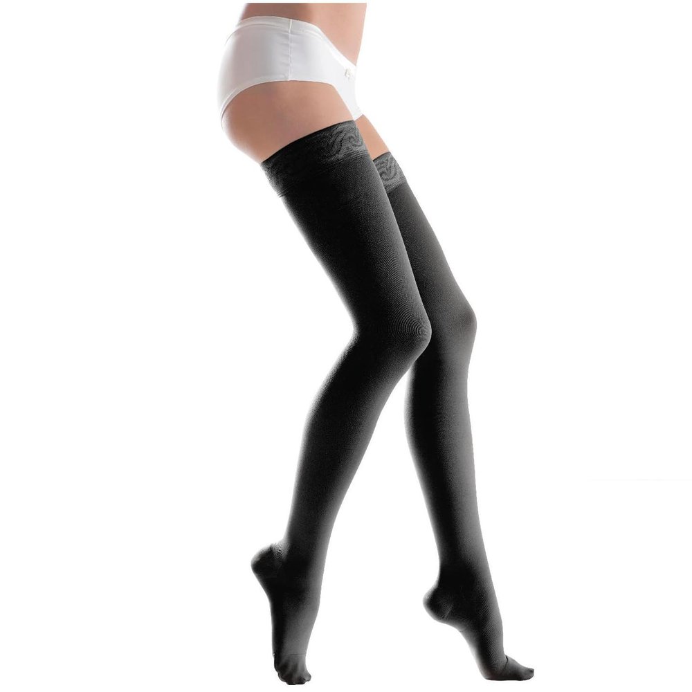 Lauma Medical, 23-32 mmHg Medical Compression Stockings Class 2 with Lacy-striped, Varicose Veins, Often Swelling in Legs, Pain in Calves and Feet (Short, L-Size, Black)