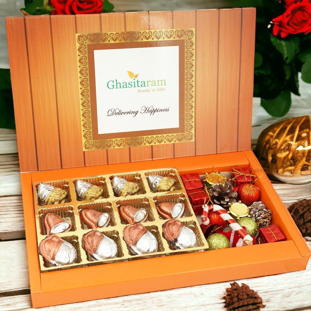 Ghasitaram Gifts Christmas Gifts Christmas Sheen Chocolates with Christmas Dcor