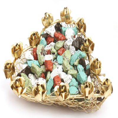 Ghasitaram Gifts Valentines Gift Valentines Day Chocolates for Girlfriend/Boyfriend/Husband and Wife Valentines Chocolate Hamper Mesh Heart Stone Chocolate Tray