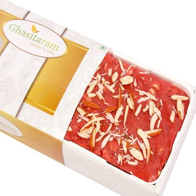 Ghasitaram Gifts Valentine Gifts - Strawberry Fudge