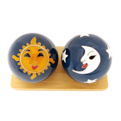 Top Chi Sun and Moon Baoding Balls with Bamboo Stand (Medium 1.6 Inch)