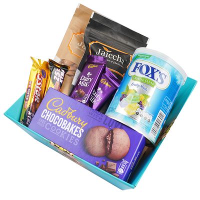 Jaiccha Ghasitaram Diwali - Medium Basket of 8 Goodies |Diwali,Holi,Rakhi,Valentine,Christmas,Birthday,Anniversary,Gift for Her,Him,Mothers Day,Fathers Day|