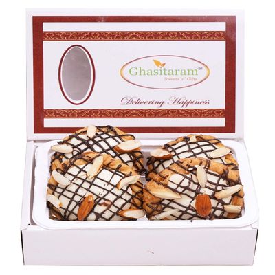 Ghasitaram Gift Holi Sweets, Holi Gifts, Holi Hamper Chocolate Filled Chandrakala 200 GMS |Gift for Diwali,Holi,Rakhi,Valentine,Christmas,Birthday,Anniversary,Her,Him|