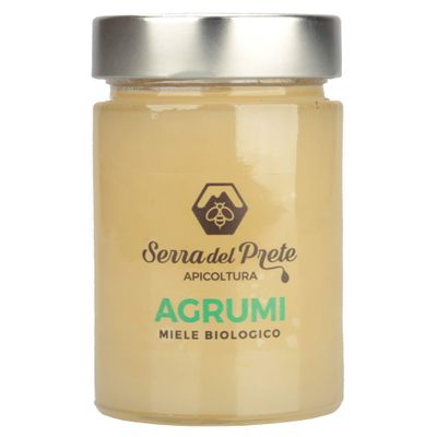 Citrus Honey produced in the Metapotino area to combine with white meats and fresh cheeses for its marked acidity