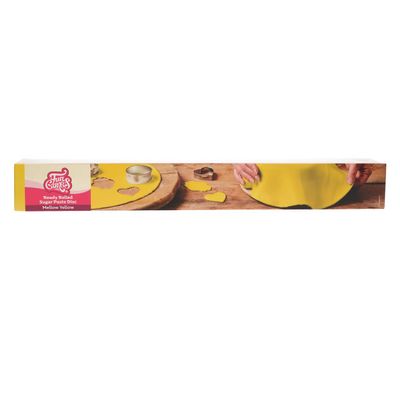 FunCakes Ready Rolled Sugar Paste Disc Mellow Yellow, Delicious Vanilla Flavour, Already Rolled 36 cm Round and 3 mm Thick, 430 g