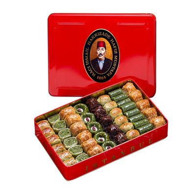 Hafiz Mustafa 1864 Istanbul Baklava Pastry Box - Baked Baklava Dessert Snacks Made from Fresh Phyllo Dough Sheets, Pistachio, Hazelnut, Walnut - Turkish Sweets Tray Gift Ideas for Birthday, Christmas