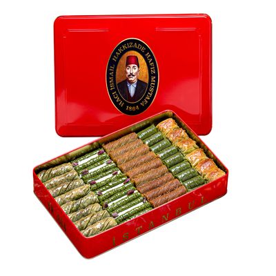 Hafiz Mustafa 1864 Istanbul Baklava Pastry Box - Baked Baklava Dessert Snacks Made from Fresh Phyllo Dough Sheets, Pistachio, Hazelnut, Walnut - Turkish Sweets Tray Gift Ideas for Birthday, Christmas
