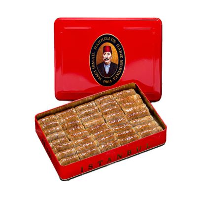 Hafiz Mustafa 1864 Istanbul Baklava Pastry Box - Baked Baklava Dessert Snacks Made from Fresh Phyllo Dough Sheets, Pistachio, Hazelnut, Walnut - Turkish Sweets Tray Gift Ideas for Birthday, Christmas