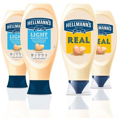 Bundle of 2 Pack Hellmann's Real Mayonnaise, 750ml Squeeze Bottle and 2 Pack Light Mayonnaise 1 of Each Squeezy Bottle, 750ml Free from Artificial Colours and Preservatives