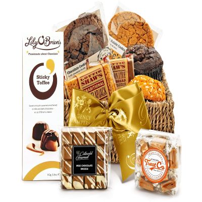 Luxury Muffin Hamper - Luxury Food Gift Basket with Flapjacks, Shortbreads, Tulip Muffins, Chocolate Bars - Sweet Gift Basket for Families, Couples, from Regency Hampers