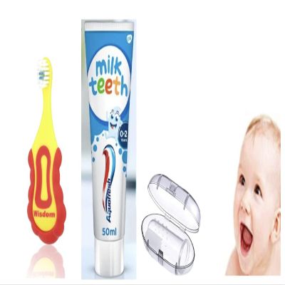 Sanitral Complete Babys First Toothbrush Kit (Aquafresh+Wisdom)