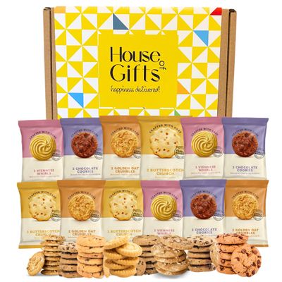 Biscuits Lovers Hamper Gift Set with Border Biscuits 12 Packs of Two (24 single biscuits) Individually wrapped Delicious Luxury Snacks Hamper | Afternoon Tea Addition