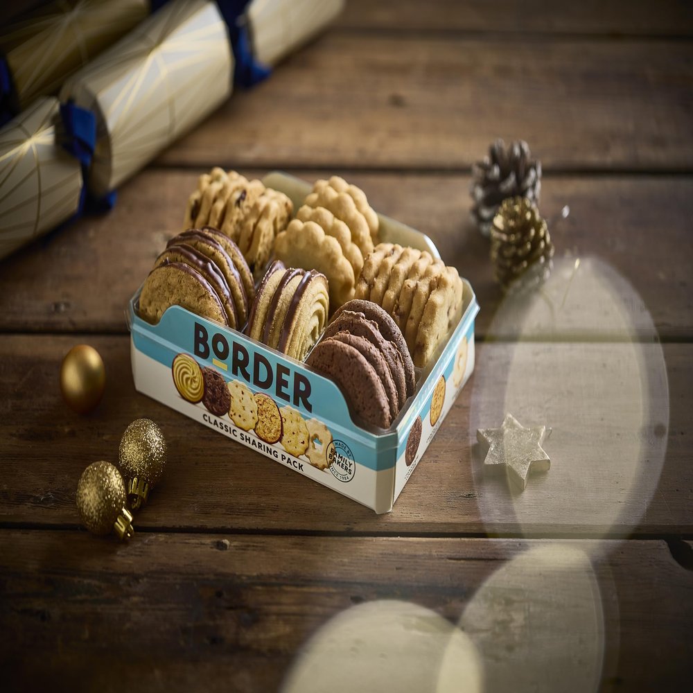 Border Biscuits - Classic Sharing Pack - Premium Cookies - Includes Viennese Whirls, Butterscotch Crunch, Shortbread Rings & Much More - Perfect for Gifting - 400g (Box of 4 packs)