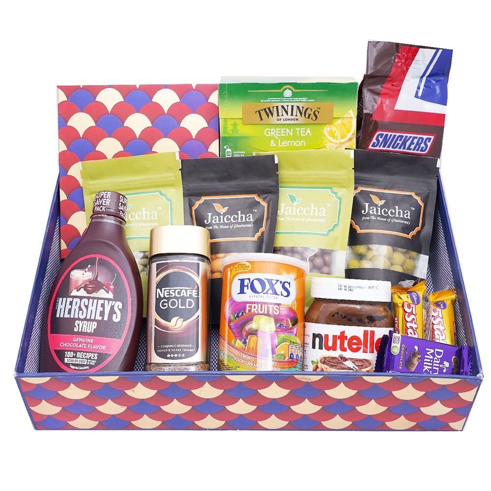 Jaiccha Ghasitaram Diwali Gifts Big Scallop Basket of 15 Goodies